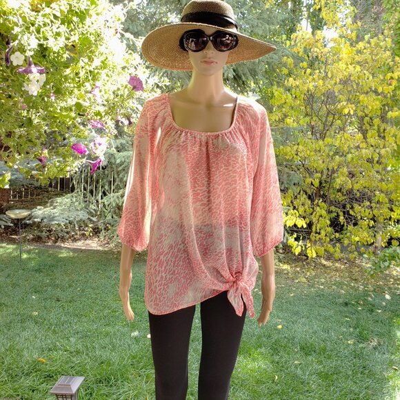 EXPRESS, pink 3/4 sleeve blouse with side tie - Picture 7 of 9